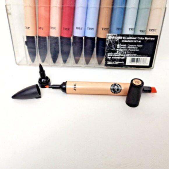 PANATONE TRIA by Letraset Art Color Markers 3 Tip w/Case EXCELLENT Tested D/C - Picture 8 of 10